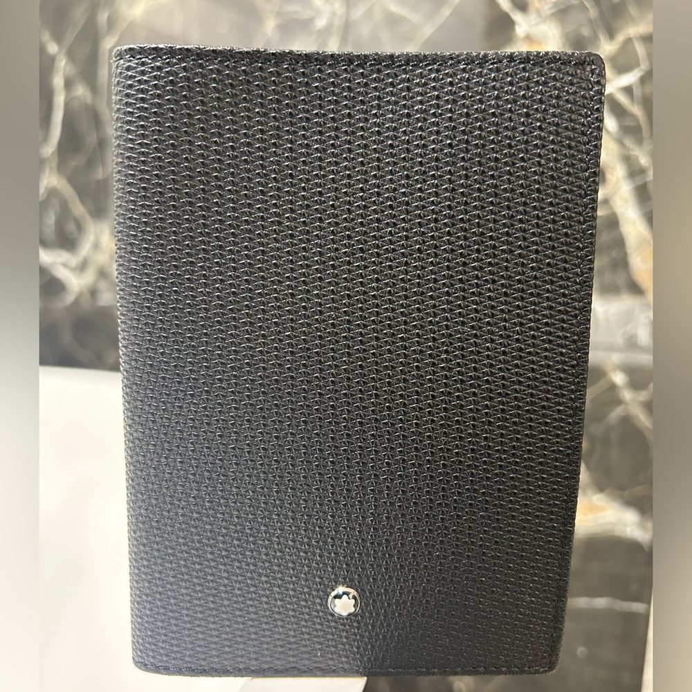 Mont Blonc passport holder